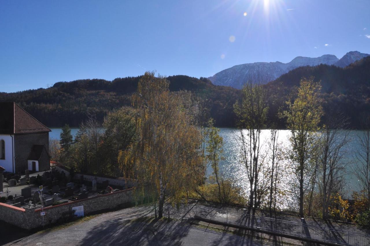 Pension Rexha Am Weissensee Фюссен Екстер'єр фото